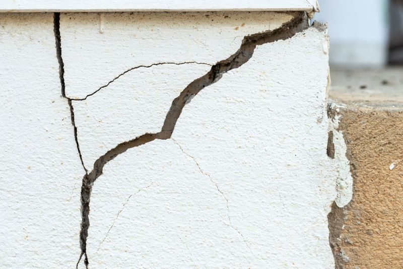 Cracked Wall Before Repair